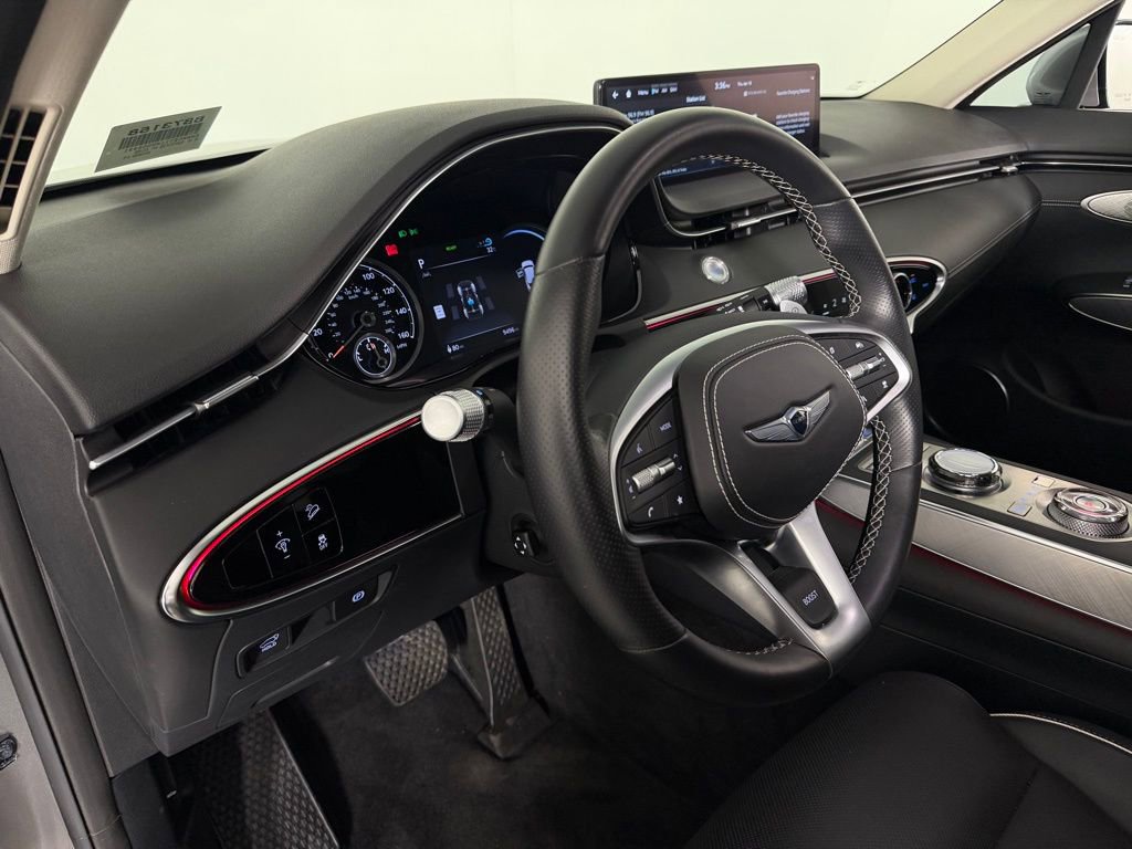 Used 2025 Genesis Electrified GV70 Advanced image 23