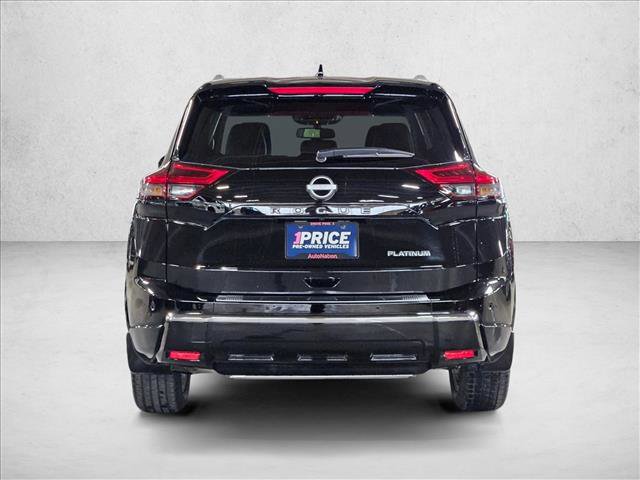 Used 2025 Nissan Rogue Platinum w/ Platinum Premium Package FWD image 6