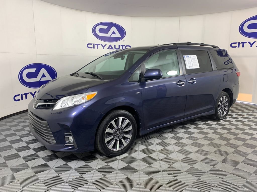 Used 2018 Toyota Sienna XLE Premium image 7