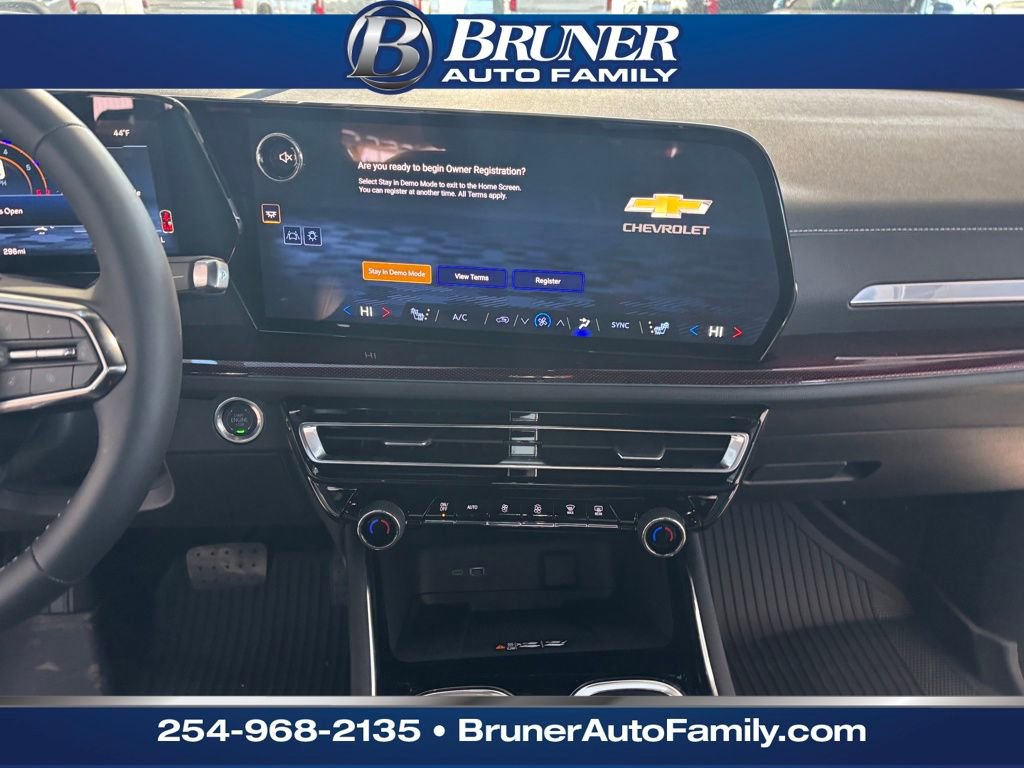 New 2026 Chevrolet Traverse Z71 w/ Driver Confidence Package image 21