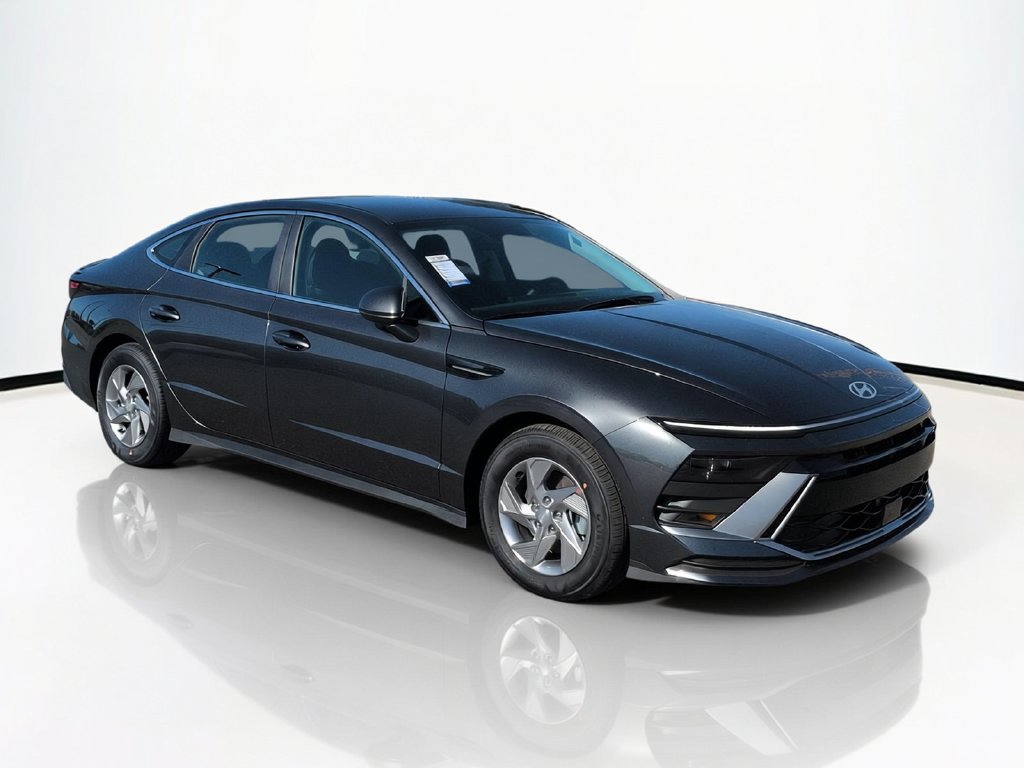 New 2027 Hyundai Sonata SE FWD image 2