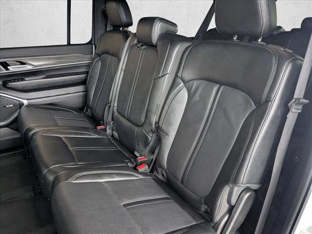 Used 2024 Jeep Wagoneer L Series II w/ Flexible Seating Group image 20