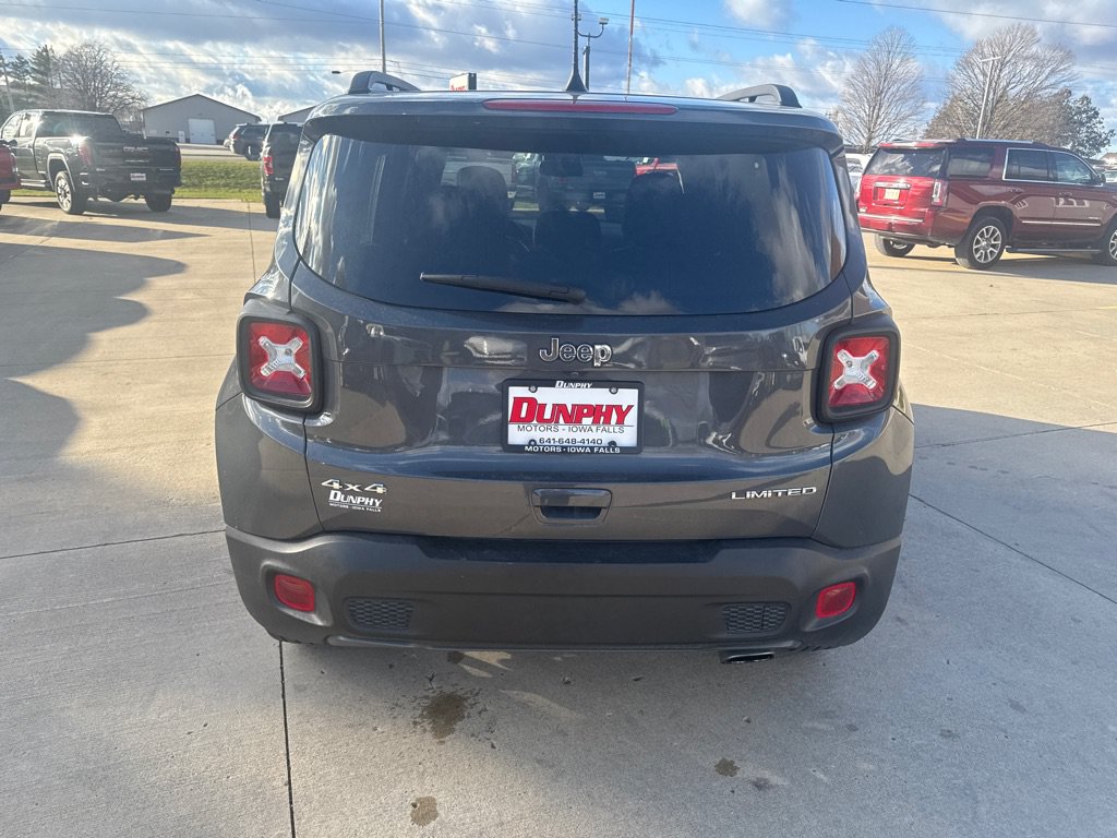 Used 2022 Jeep Renegade Limited w/ Sun, Sound & Wheels Group AWD/4WD image 4