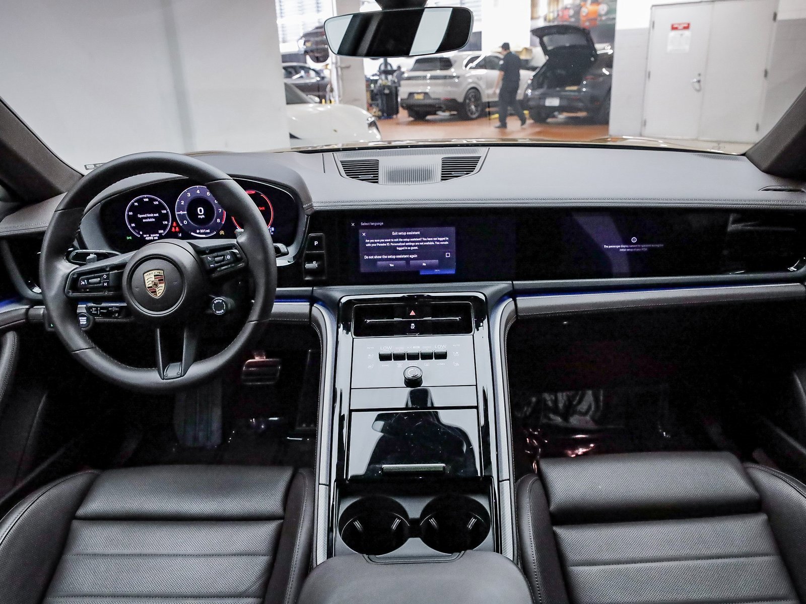 Certified 2025 Porsche Panamera image 17