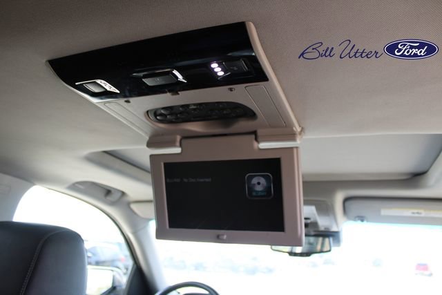 Used 2016 Chevrolet Suburban LT image 17