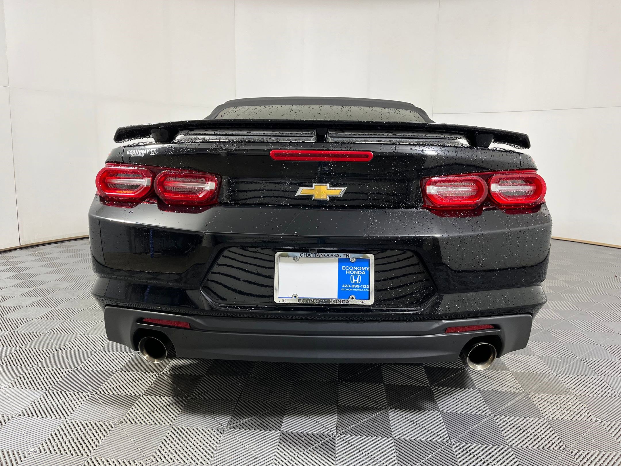Used 2023 Chevrolet Camaro LT image 8