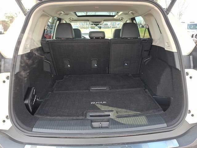 Used 2022 Nissan Rogue SL w/ SL Premium Package image 32