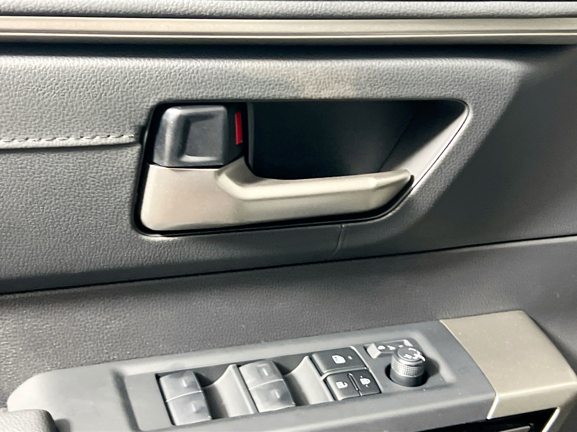 New 2026 Toyota Tundra Limited AWD/4WD image 16