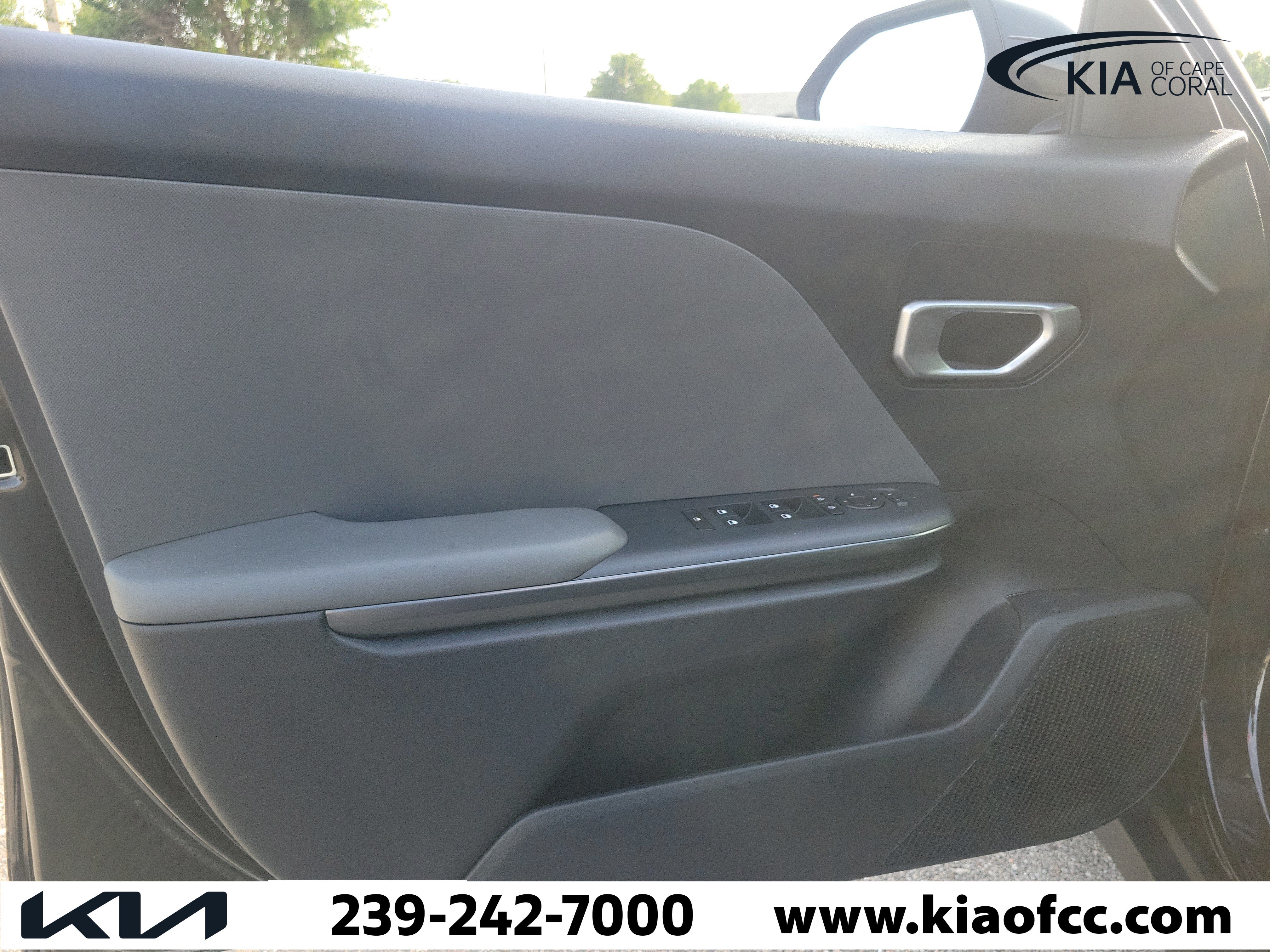 Used 2025 Kia K4 FWD image 20