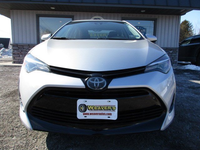 Used 2019 Toyota Corolla LE image 3