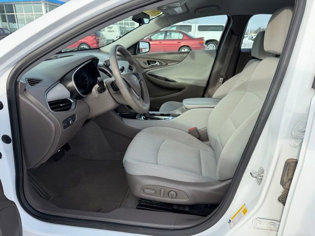 Used 2023 Chevrolet Malibu LT image 11