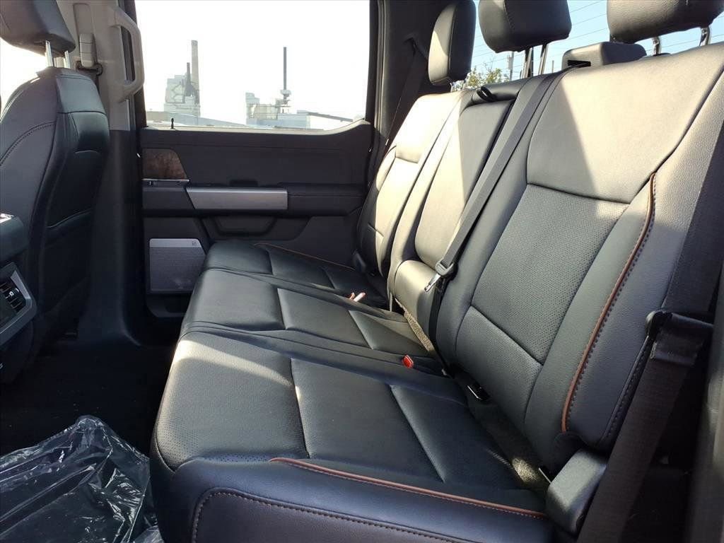 New 2026 Ford F350 Lariat w/ Chrome Package image 18