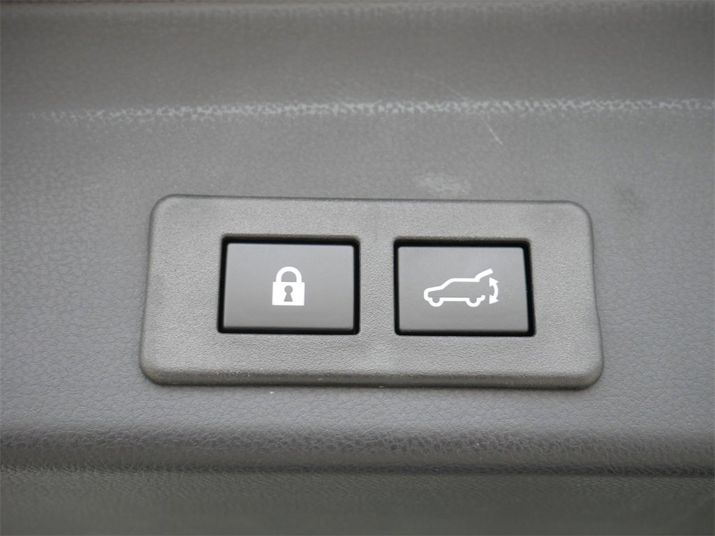 Certified 2025 Subaru Ascent Bronze Edition w/ Popular Package #2 image 13