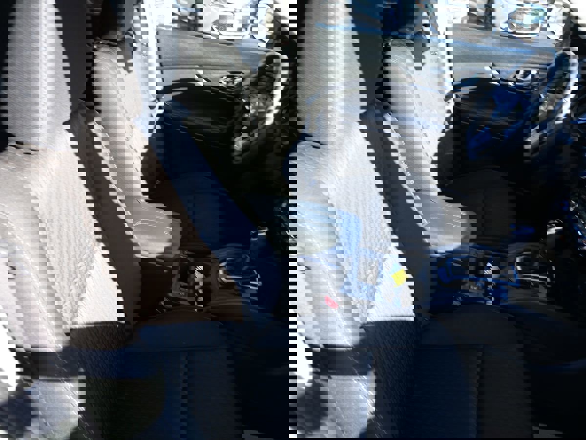 Used 2019 Nissan Rogue SV image 29