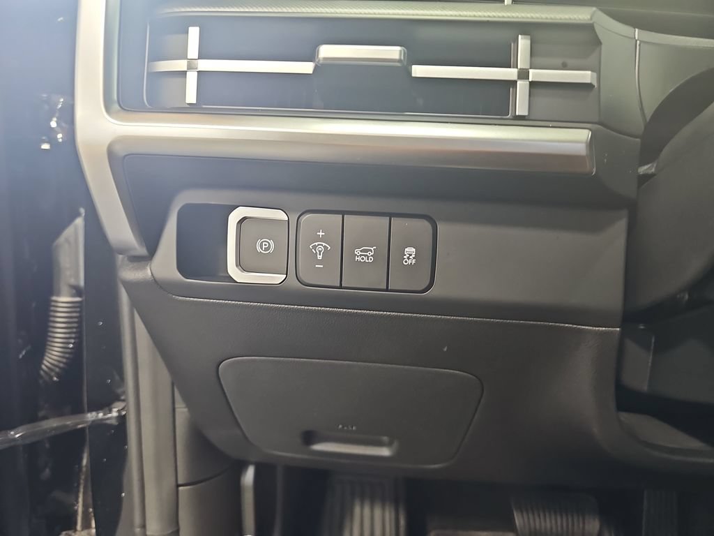 Certified 2026 Hyundai Santa Fe SEL AWD/4WD image 26