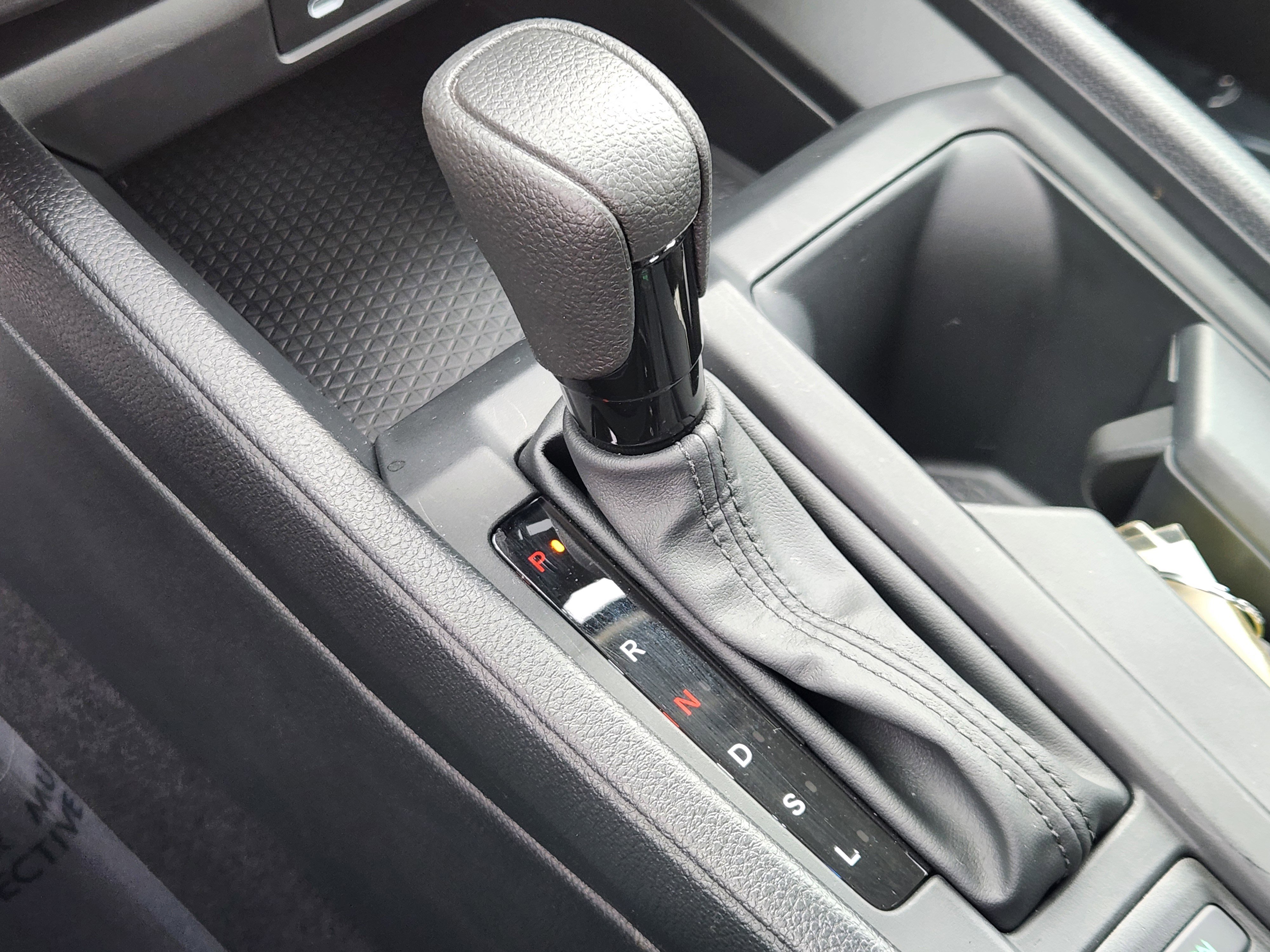 Certified 2025 Honda Accord SE image 12