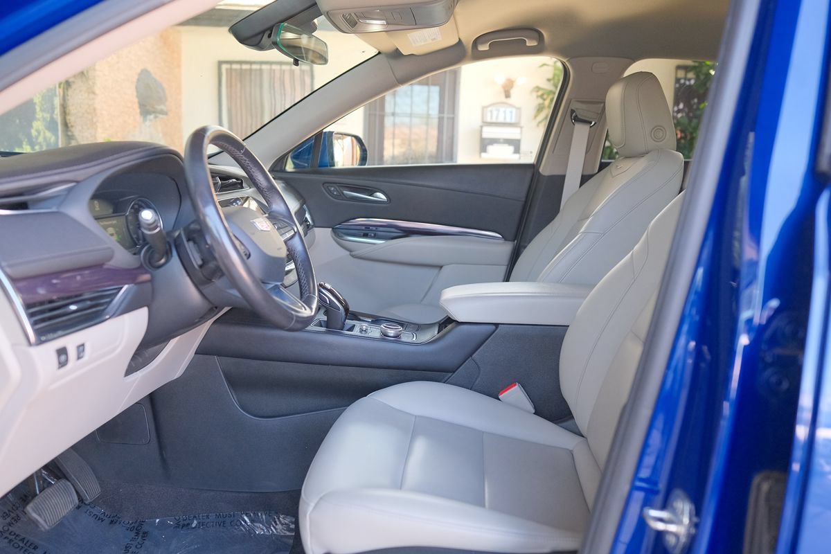 Used 2021 Cadillac XT4 Luxury FWD image 13