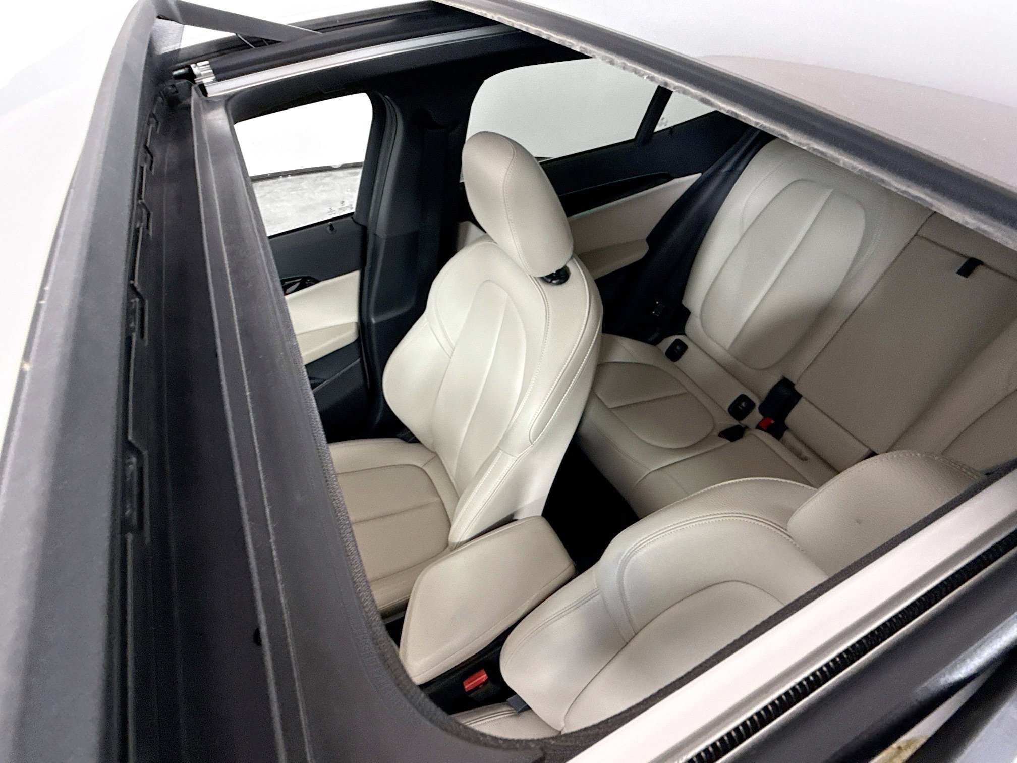Used 2019 BMW X2 xDrive28i AWD/4WD image 14