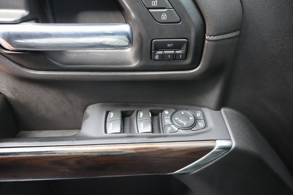 Used 2022 GMC Sierra 3500 SLT w/ SLT Convenience Package image 22