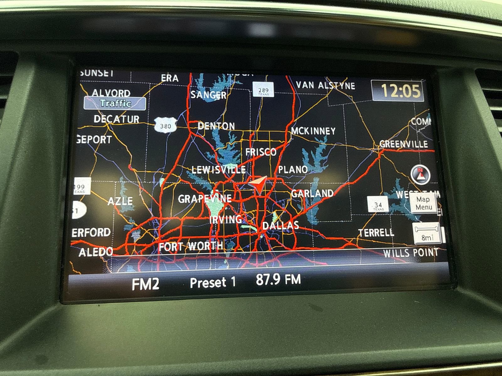 Used 2017 Nissan Armada Platinum w/ Interior Lighting Package image 25