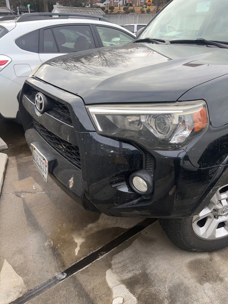 Used 2015 Toyota 4Runner Limited image 1