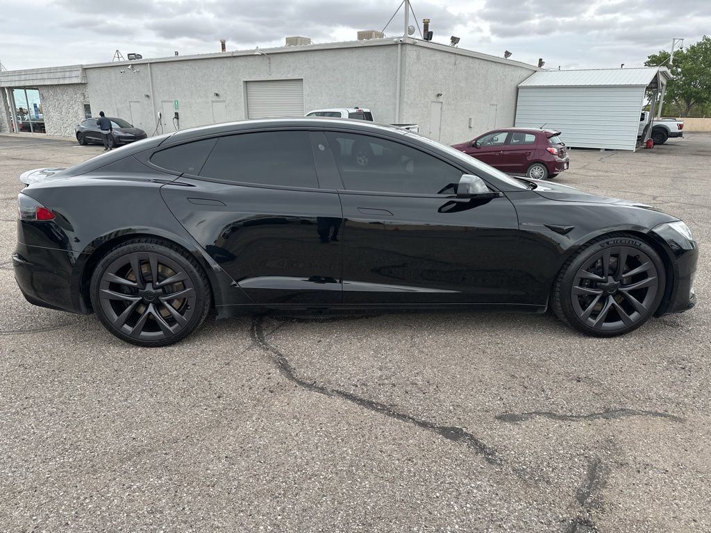 Used 2021 Tesla Model S Plaid image 8