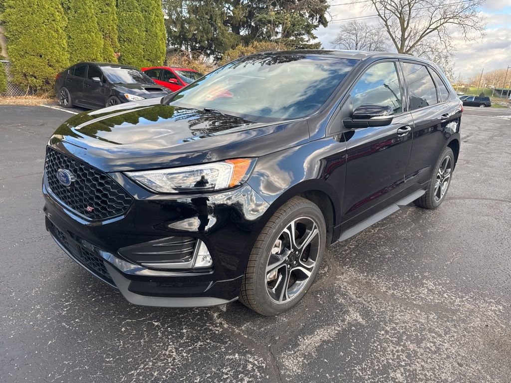Used 2022 Ford Edge ST image 13