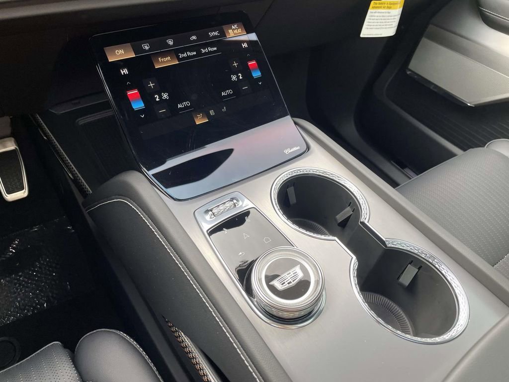 New 2026 Cadillac Vistiq Sport image 26