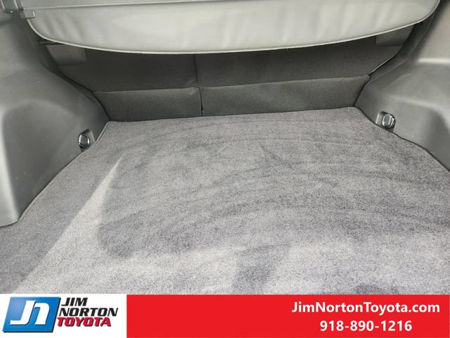 Used 2025 Toyota RAV4 XLE w/ Convenience Package FWD image 32