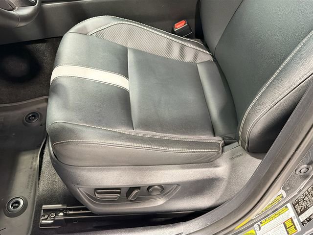 Certified 2025 Toyota Camry SE w/ Convenience Package image 16