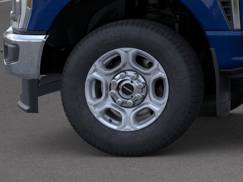 New 2026 Ford F350 XLT w/ XLT Premium Package AWD/4WD image 19