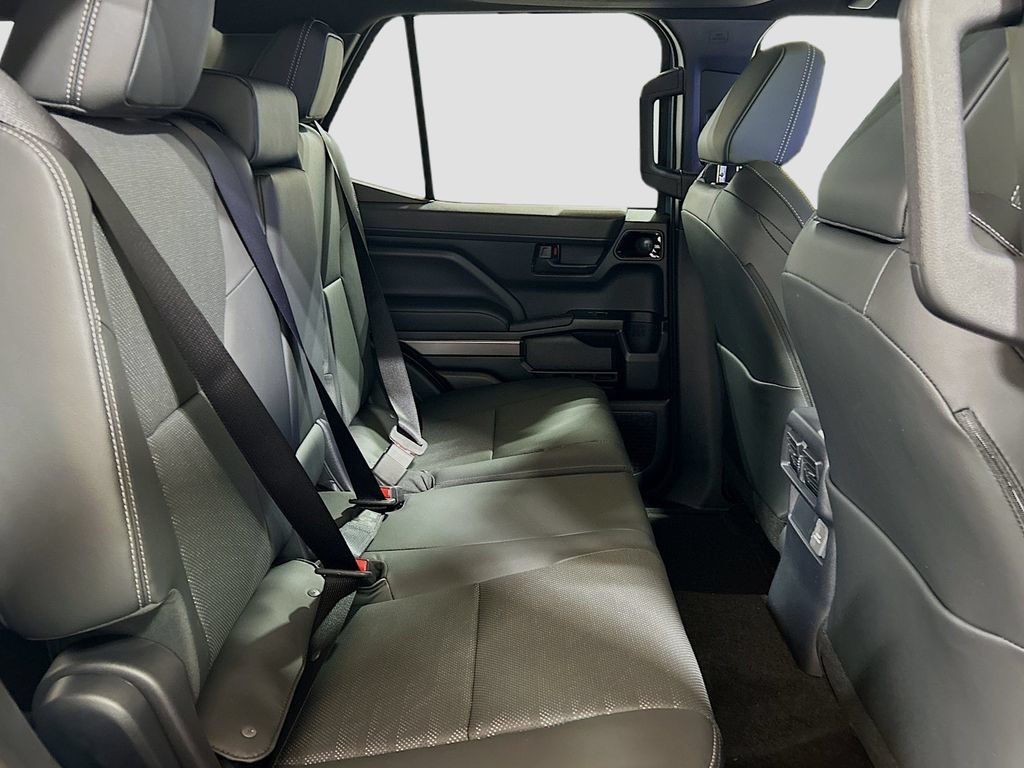 New 2026 Toyota 4Runner TRD Off-Road Premium AWD/4WD image 27