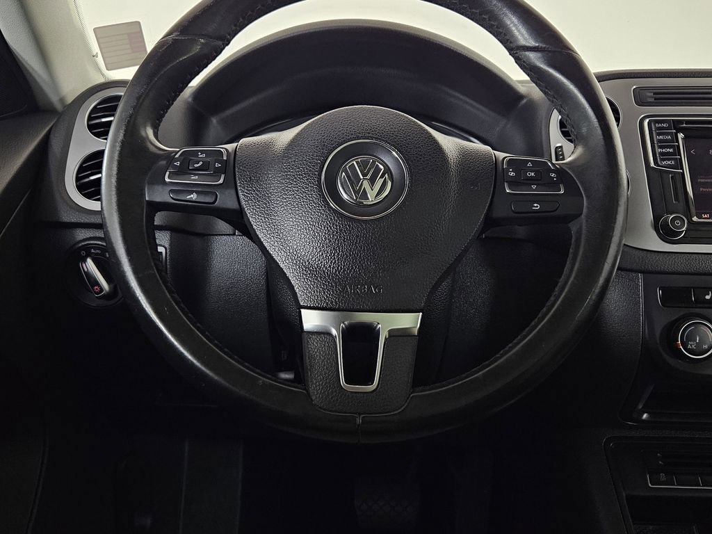 Used 2017 Volkswagen Tiguan Wolfsburg Edition FWD image 17