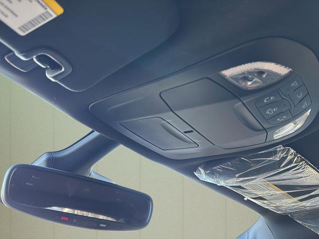 New 2026 Chrysler Pacifica Select image 35