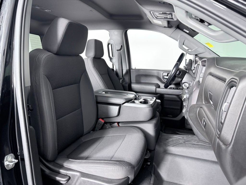 Used 2022 Chevrolet Silverado 2500 Custom w/ Custom Convenience Package image 12