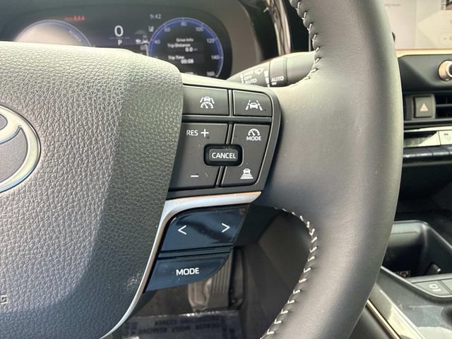 Used 2026 Toyota Crown w/ Advanced Technology Package AWD/4WD image 31