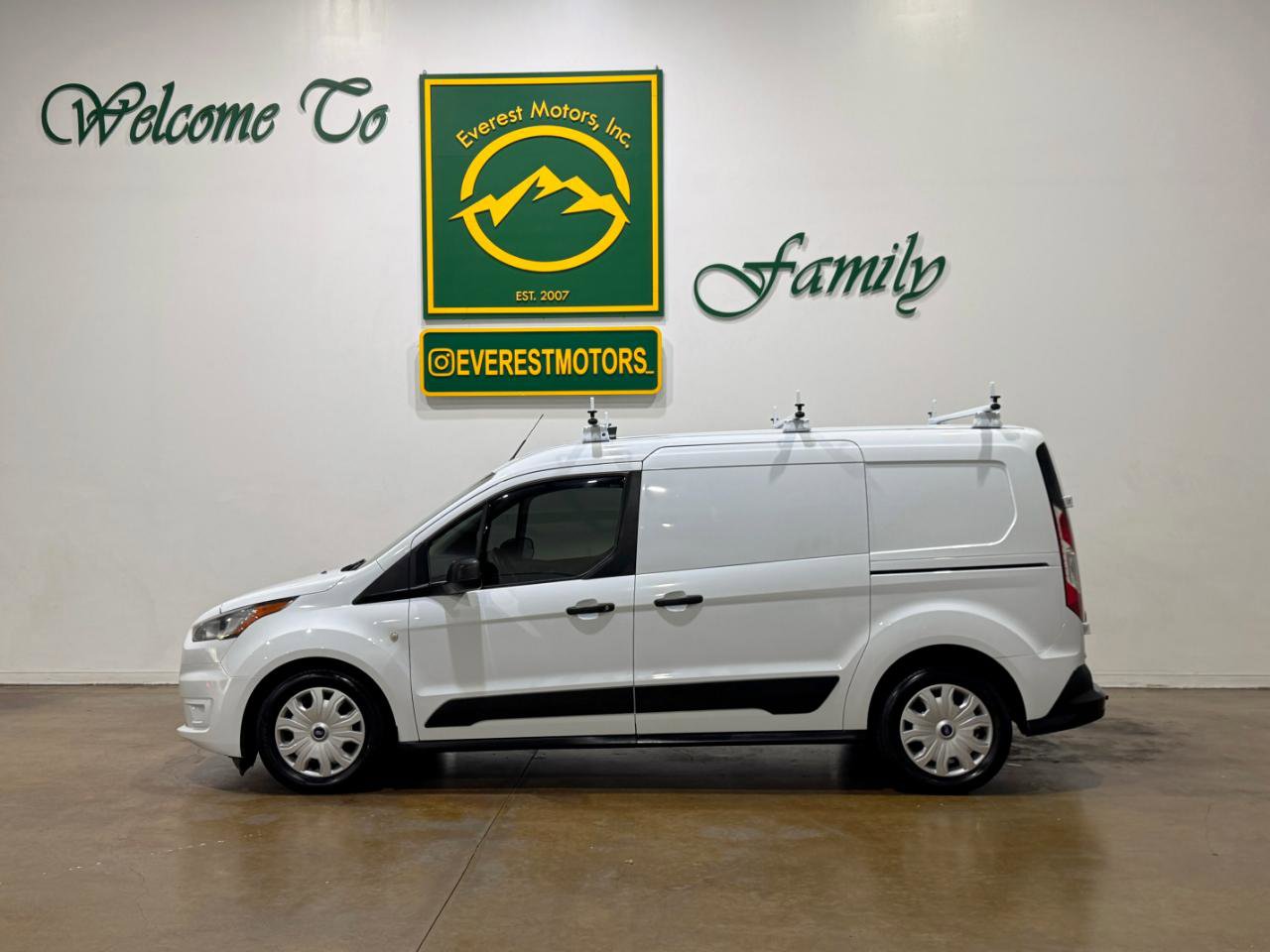 Used 2020 Ford Transit Connect XLT image 5