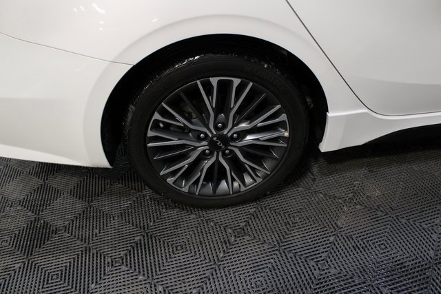 Used 2024 Kia Forte GT-Line w/ GT-Line Premium Package image 23