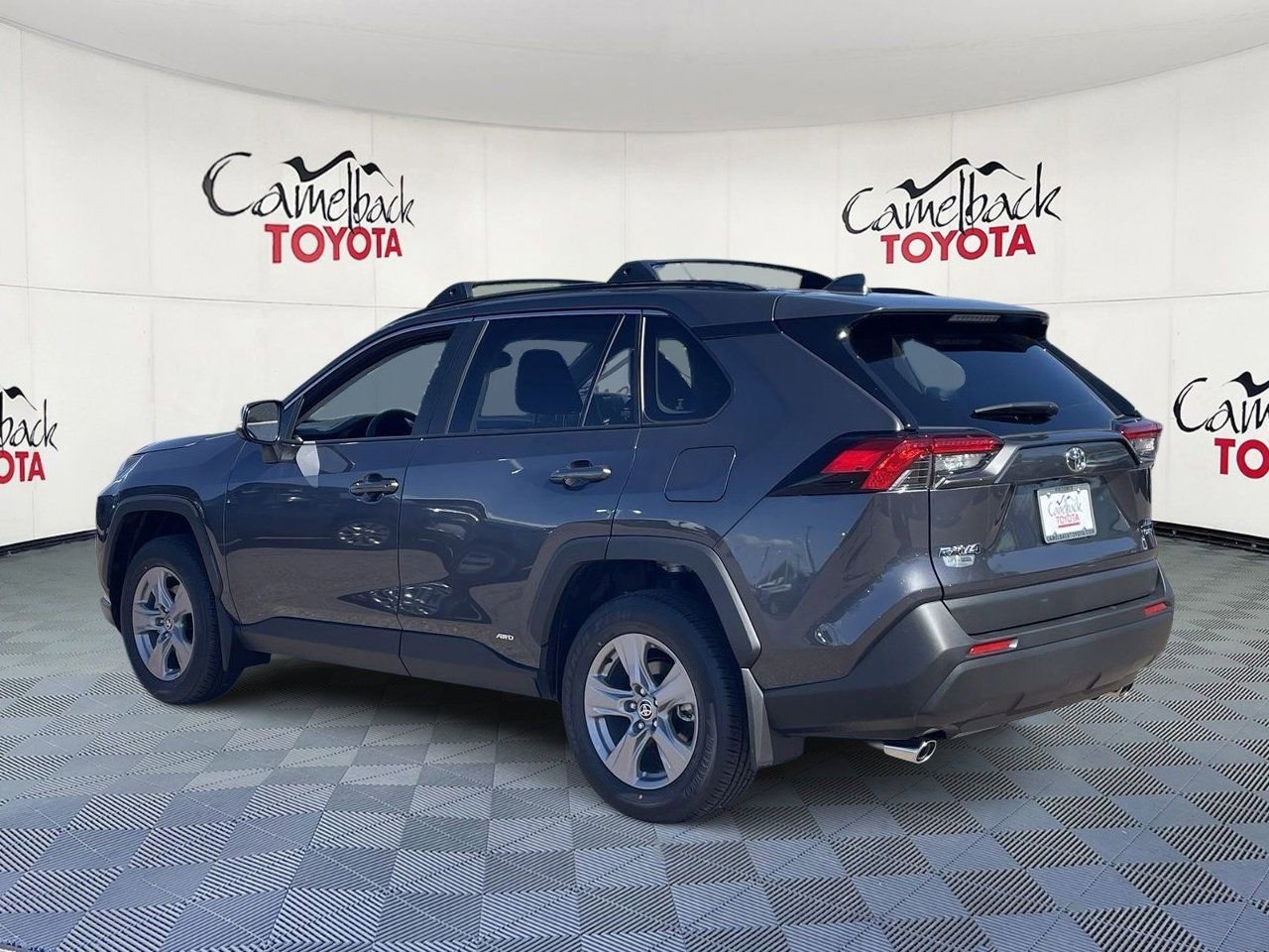 New 2025 Toyota RAV4 XLE image 5