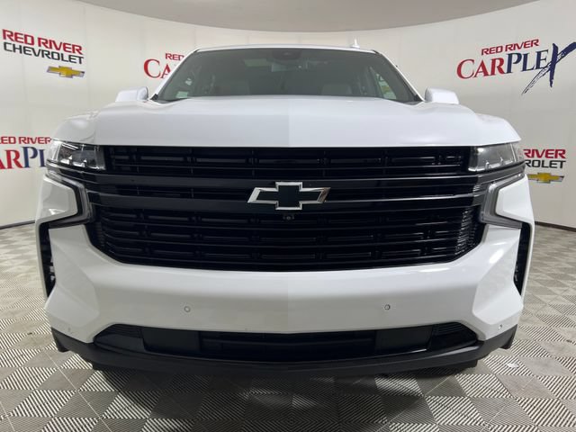 Used 2024 Chevrolet Suburban RST w/ Luxury Package RWD image 2