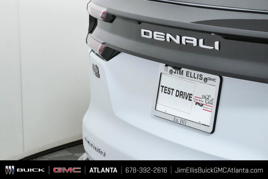 New 2027 GMC Acadia Denali Ultimate FWD image 34