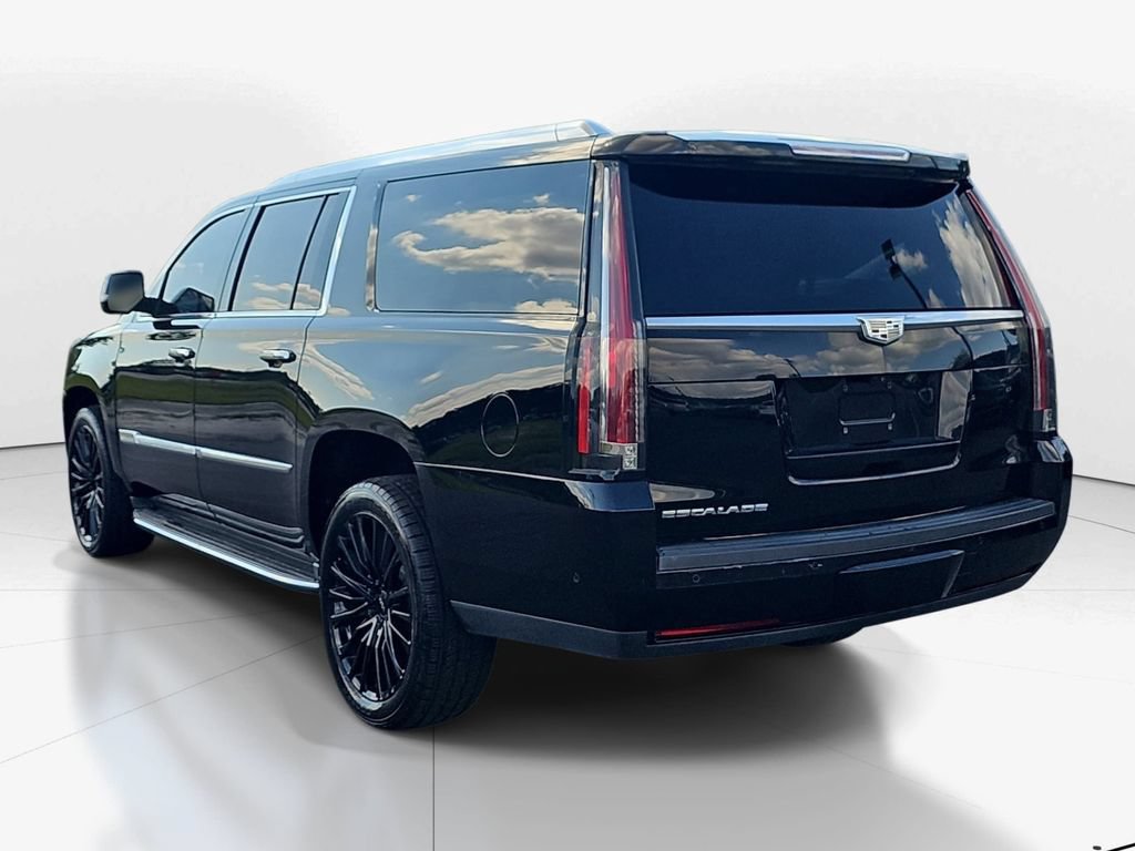 Used 2017 Cadillac Escalade ESV Luxury RWD image 8