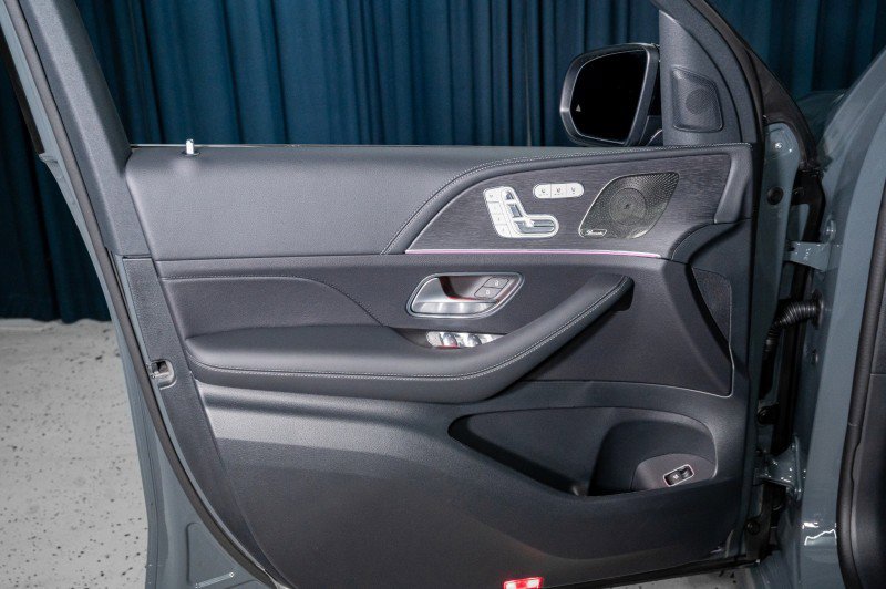 New 2026 Mercedes-Benz GLE 53 AMG 4MATIC image 12