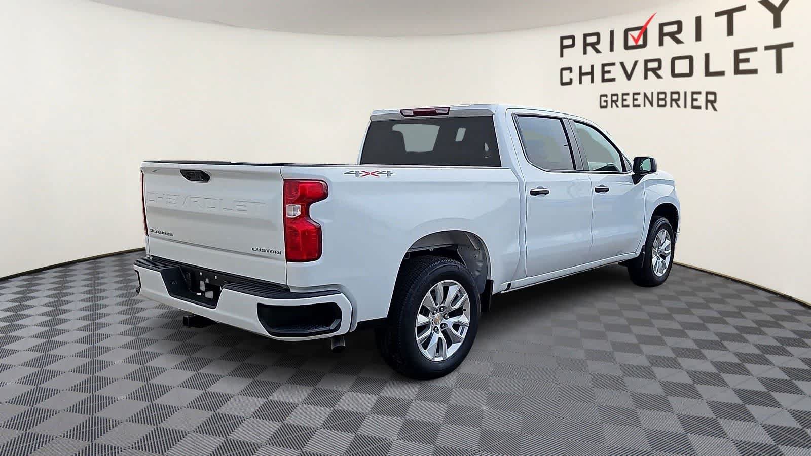 Used 2026 Chevrolet Silverado 1500 Custom AWD/4WD image 8