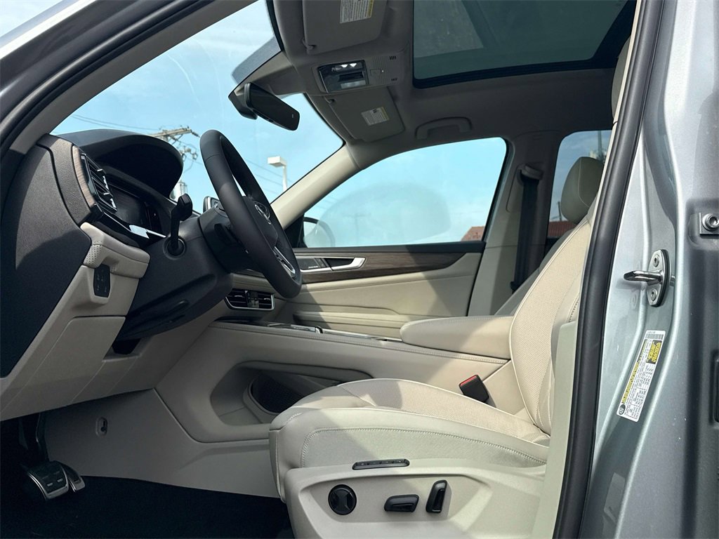 New 2026 Volkswagen Atlas SEL Premium R-Line image 10