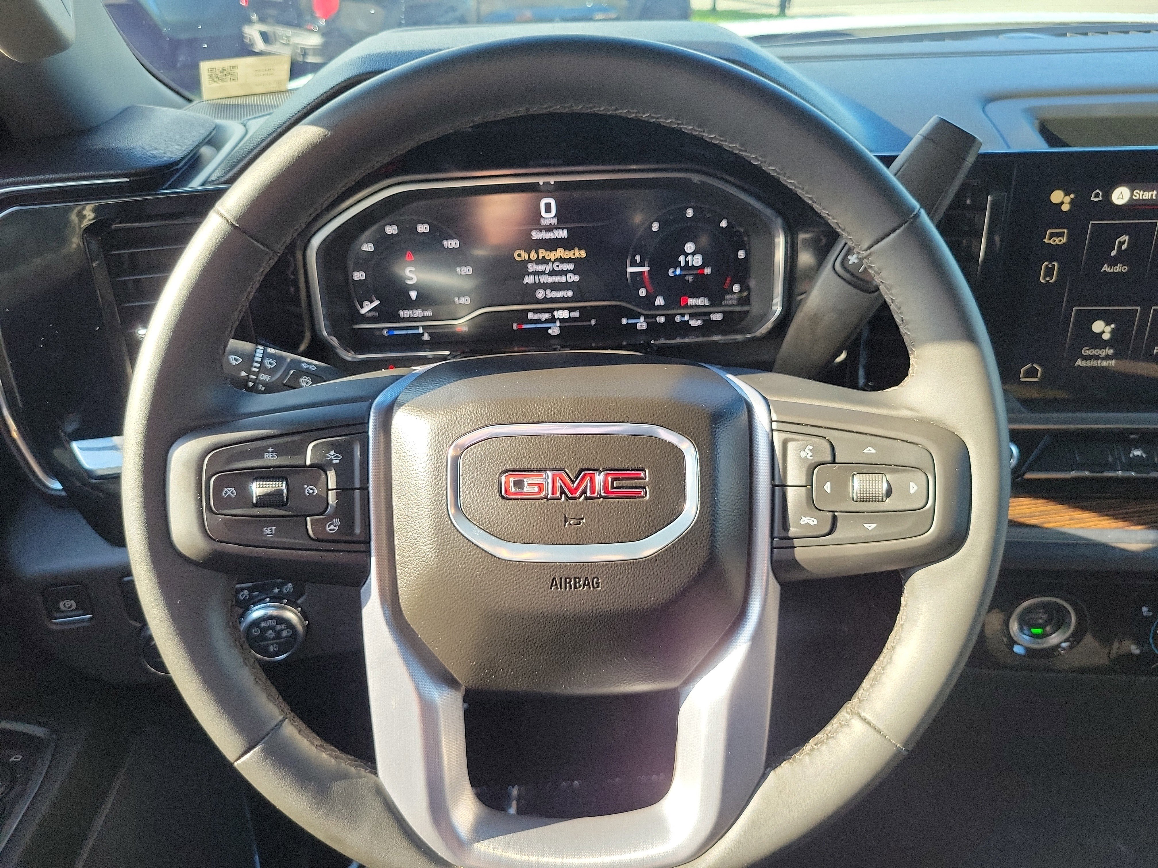 Used 2024 GMC Sierra 1500 Elevation image 16