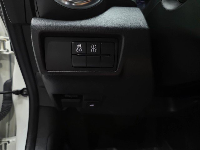 Used 2019 FIAT 124 Spider Lusso RWD image 27
