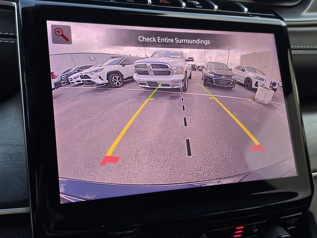 Used 2025 Jeep Grand Cherokee Limited w/ Black Appearance Package image 24