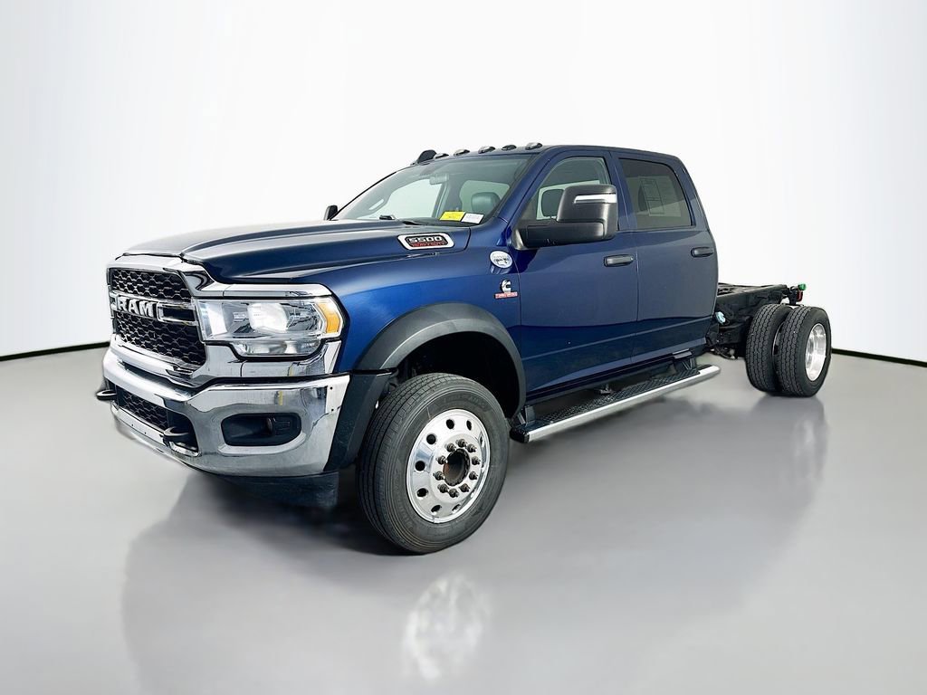 Used 2023 RAM 5500 Tradesman w/ Chrome Appearance Group image 3