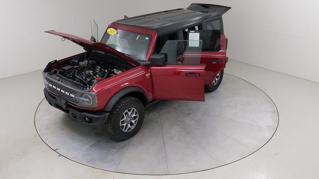 Certified 2025 Ford Bronco Badlands image 56